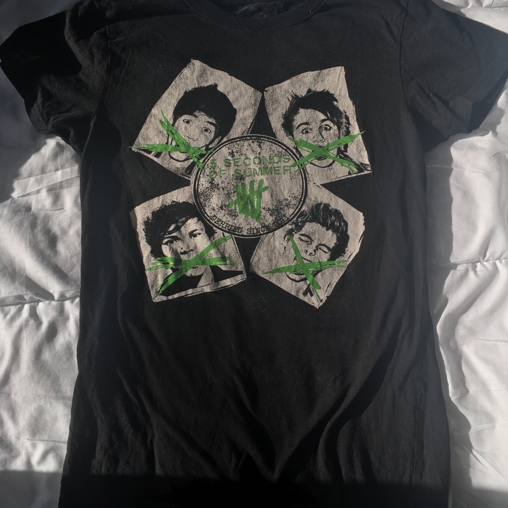 5 seconds of summer T-shirt